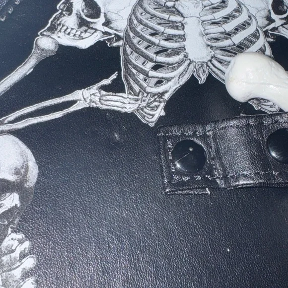 Kreepsville Black Coffin-Shaped Handbag with Skeleton Design - Picture 11 of 12